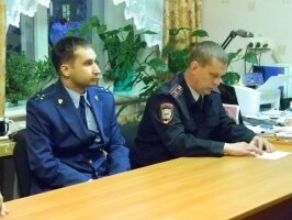 На одной линии с полицией